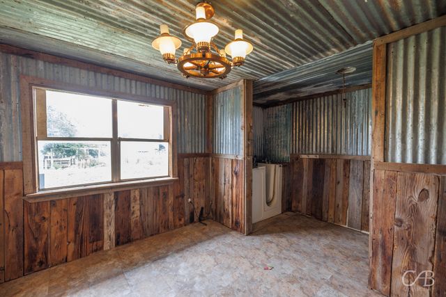 310 Avenue G, Hawley, TX 79525