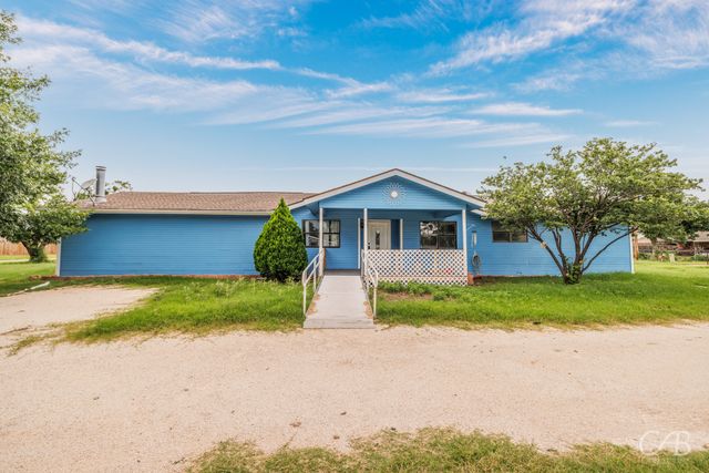 310 Avenue G, Hawley, TX 79525