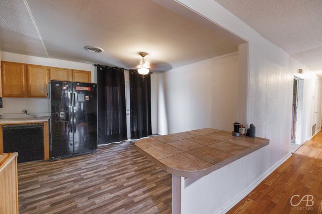 310 Avenue G, Hawley, TX 79525