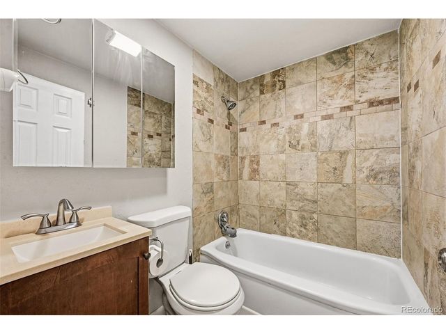 2425 Reed St, Lakewood, CO 80214