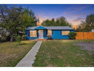 2425 Reed St, Lakewood, CO 80214