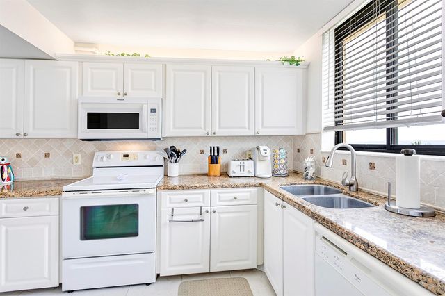 100 Ocean Trail Way 501, Jupiter, FL 33477