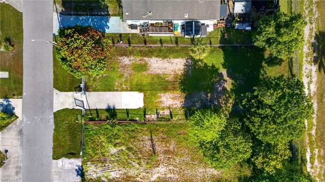 114 - A JEEPERS DR, Naples, FL 34112
