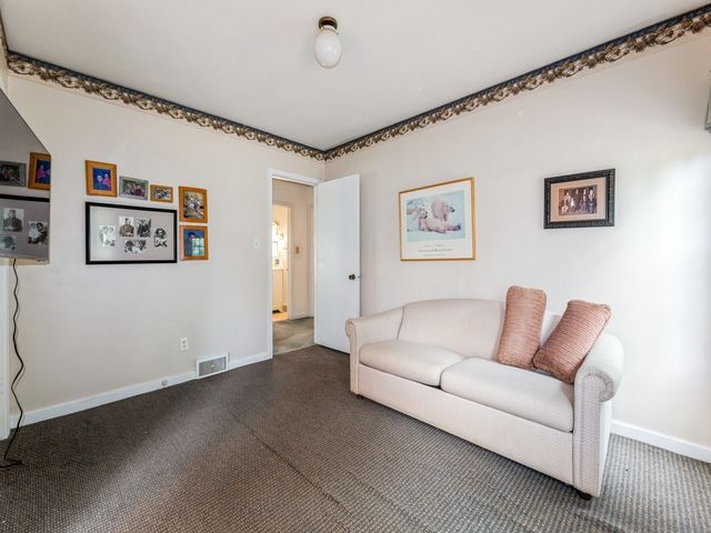 936 14th Street, West Des Moines, IA 50265