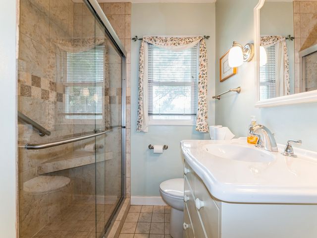 936 14th Street, West Des Moines, IA 50265