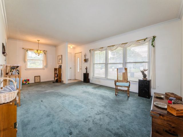 936 14th Street, West Des Moines, IA 50265