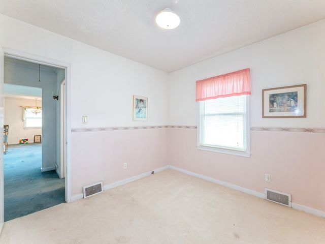 936 14th Street, West Des Moines, IA 50265