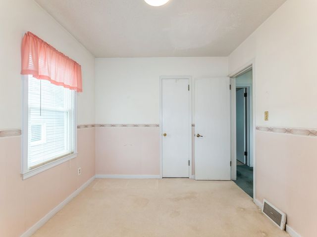 936 14th Street, West Des Moines, IA 50265