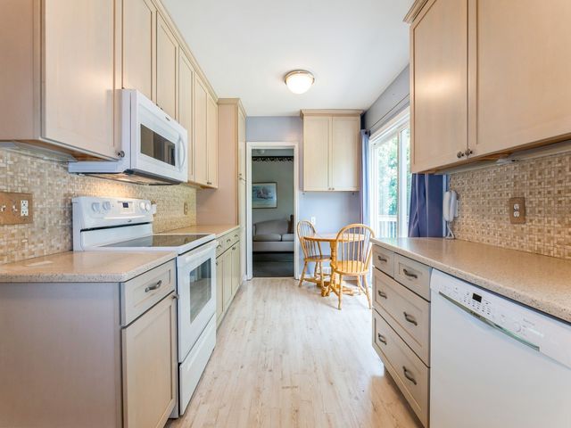 936 14th Street, West Des Moines, IA 50265