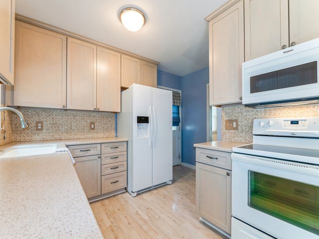 936 14th Street, West Des Moines, IA 50265
