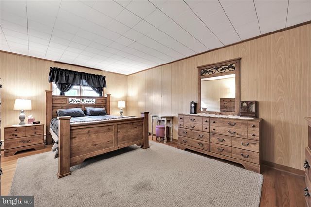 5 E WASHINGTON AVE, Myerstown, PA 17067