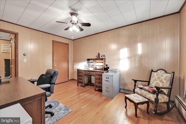 5 E WASHINGTON AVE, Myerstown, PA 17067