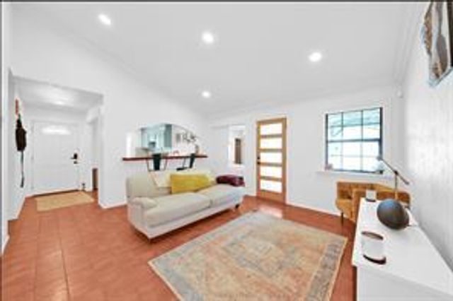 7301 Quicksilver CIR, Austin, TX 78744