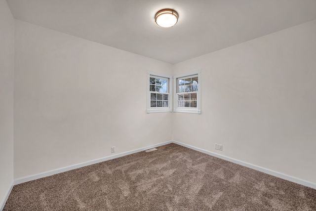 917 Parks Lane, Ottawa, IL 61350