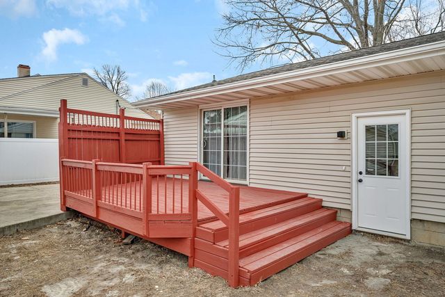 917 Parks Lane, Ottawa, IL 61350