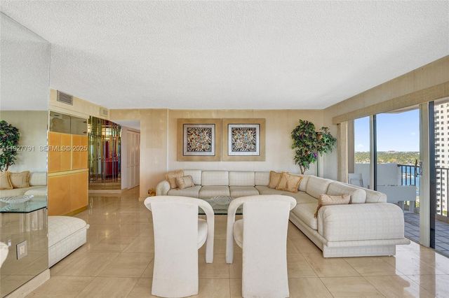 1201 S Ocean Dr 1601S, Hollywood, FL 33019