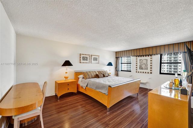 1201 S Ocean Dr 1601S, Hollywood, FL 33019