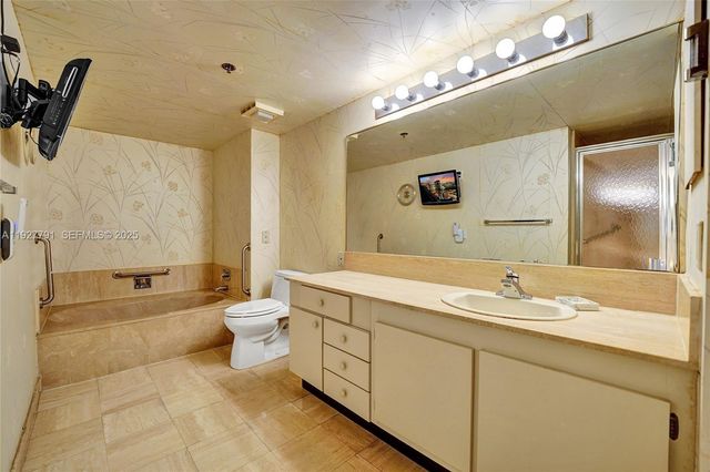 1201 S Ocean Dr 1601S, Hollywood, FL 33019