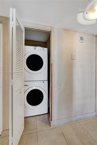 1201 S Ocean Dr 1601S, Hollywood, FL 33019