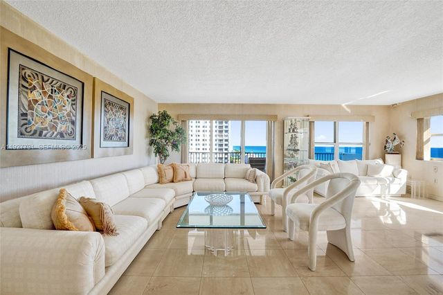 1201 S Ocean Dr 1601S, Hollywood, FL 33019