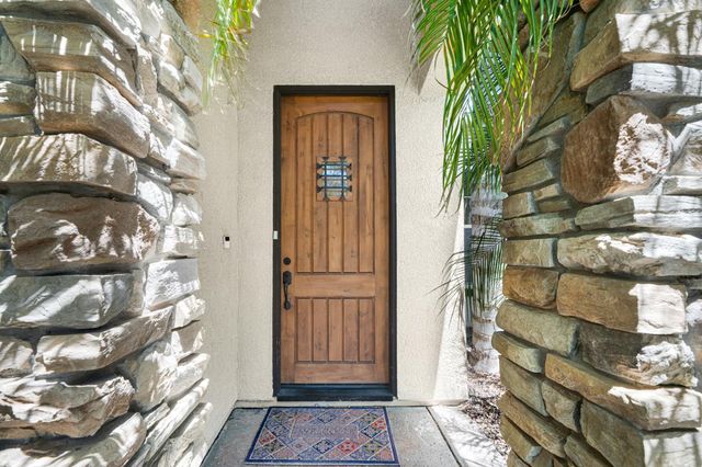 9445 Loire Valley Way, Elk Grove, CA 95624