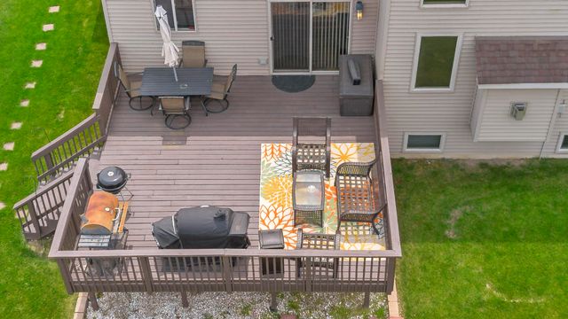 2484 W 85th Lane, Merrillville, IN 46410