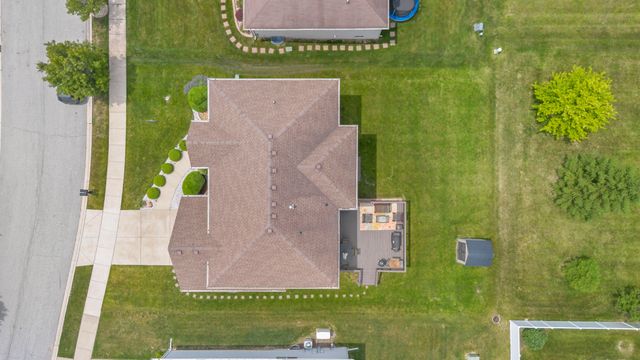 2484 W 85th Lane, Merrillville, IN 46410