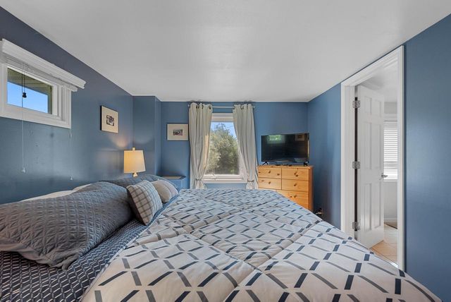 N4175 Island LANE, Cambridge, WI 53523