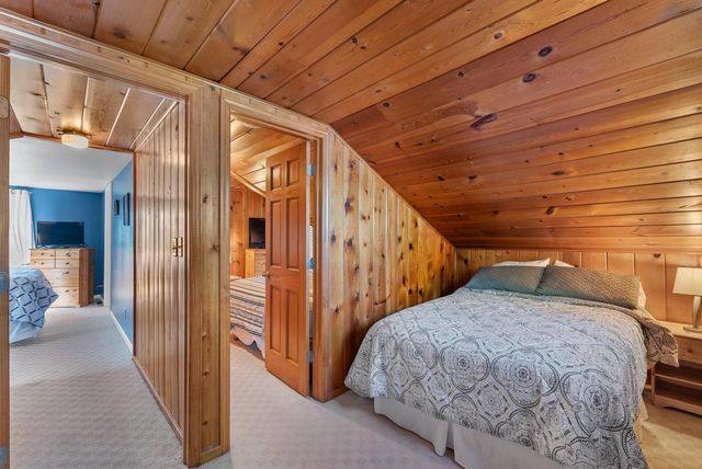 N4175 Island LANE, Cambridge, WI 53523