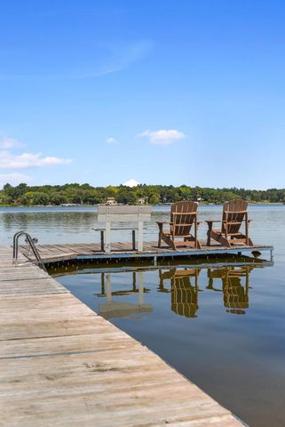 N4175 Island LANE, Cambridge, WI 53523