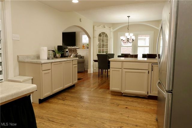 2066 E 30th Street, Lorain, OH 44055