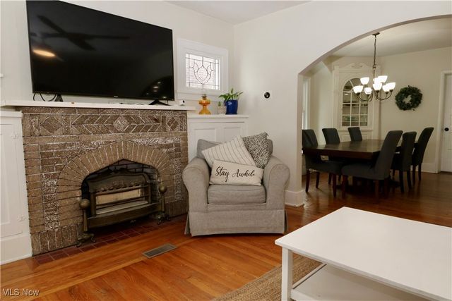 2066 E 30th Street, Lorain, OH 44055