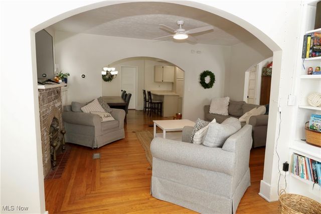 2066 E 30th Street, Lorain, OH 44055