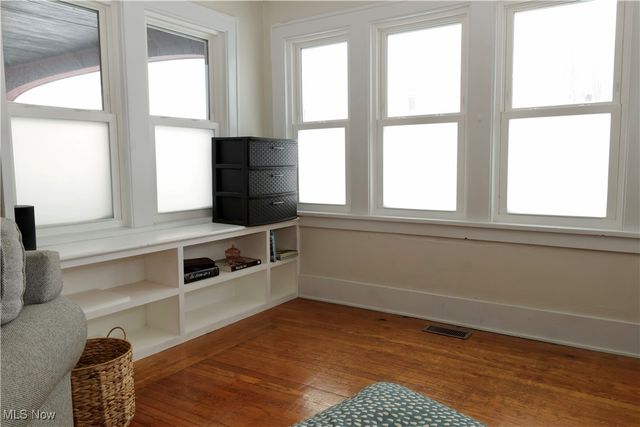 2066 E 30th Street, Lorain, OH 44055