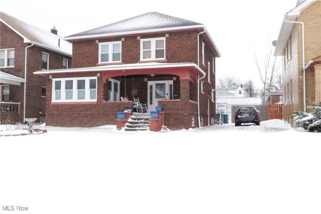 2066 E 30th Street, Lorain, OH 44055