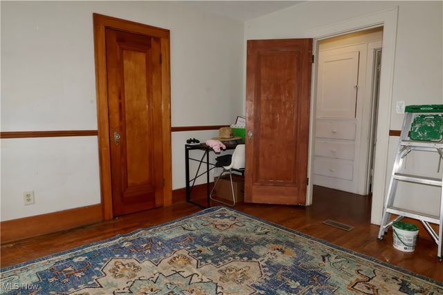 2066 E 30th Street, Lorain, OH 44055