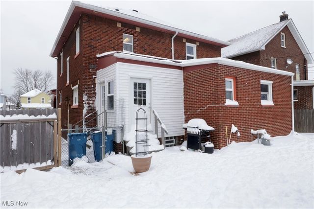 2066 E 30th Street, Lorain, OH 44055