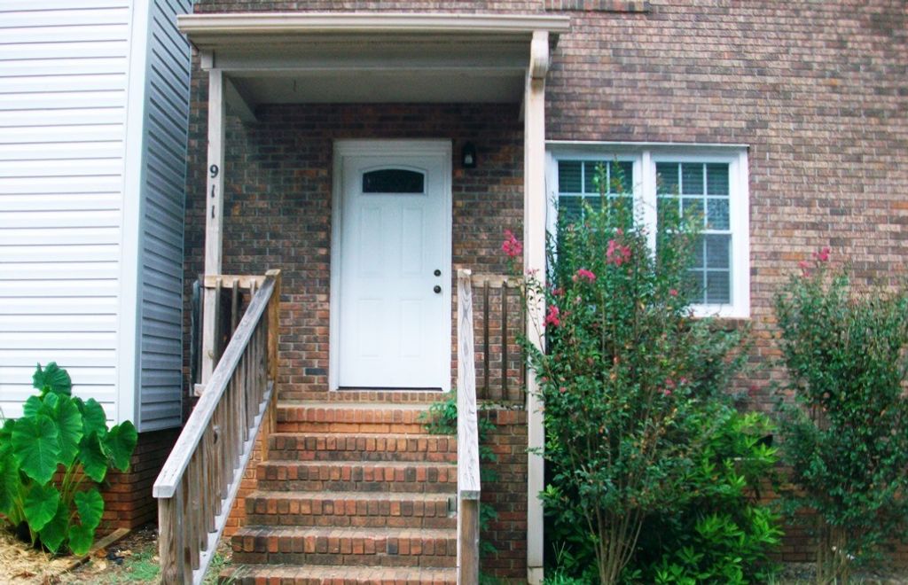 911 Georgetown Street, Clemson, SC 29631