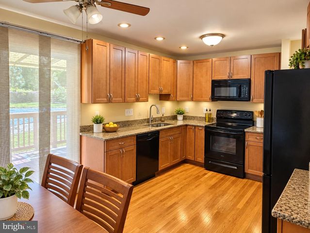 13 MORTON AVE, Hamilton, NJ 08610