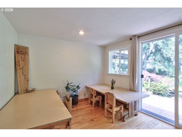 14722 CEDAR Ln, Silverton, OR 97381