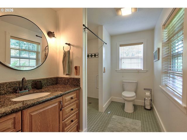 14722 CEDAR Ln, Silverton, OR 97381