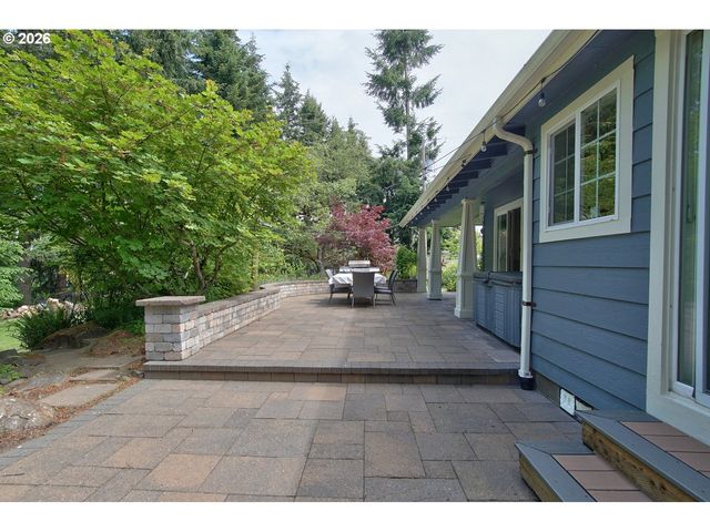 14722 CEDAR Ln, Silverton, OR 97381