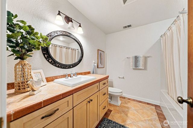 11021 Willamette Meridian Road NW, Silverdale, WA 98383