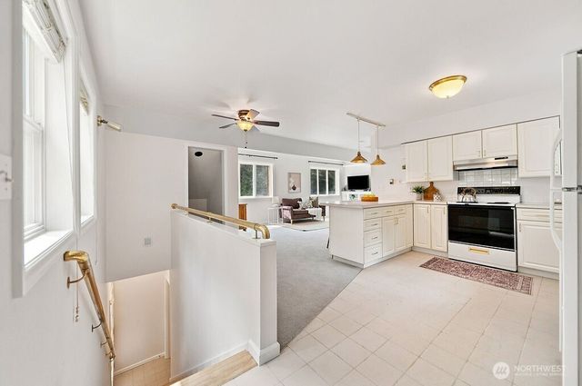 11021 Willamette Meridian Road NW, Silverdale, WA 98383