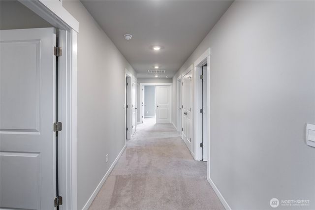 18611 111th Avenue E, Puyallup, WA 98374