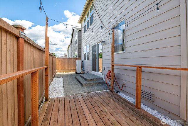18611 111th Avenue E, Puyallup, WA 98374