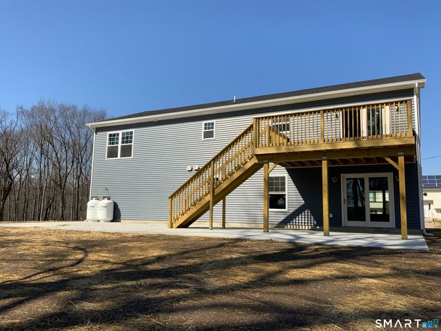 48 Trescott Street, West Haven, CT 06516