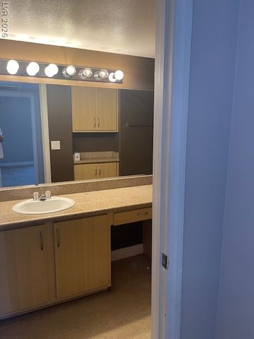 8000 West Badura Avenue 2100, Las Vegas, NV 89113