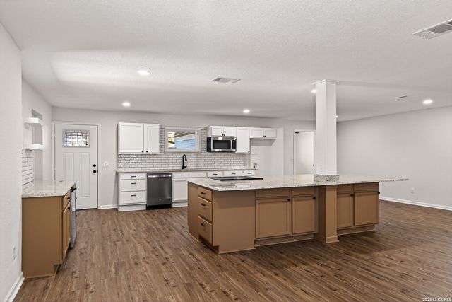 192 Oriole, New Braunfels, TX 78130