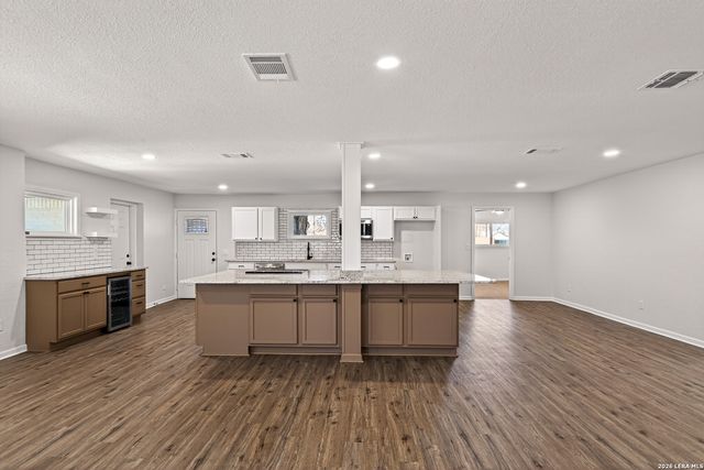 192 Oriole, New Braunfels, TX 78130